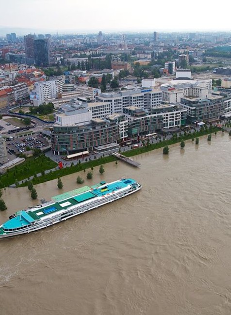 Hasiči zverejnili zábery najväčších zásahov na západnom Slovensku
