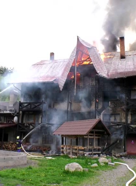 V neskolaudovanej ubytovni bývalo 30 ľudí. Pre požiar prišli o všetko