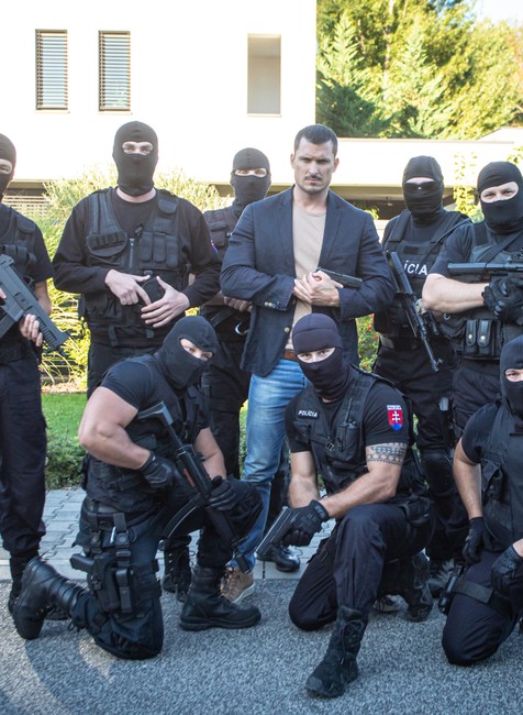 Ján Koleník -Za sklom3