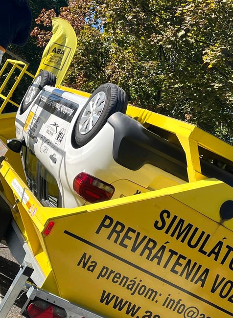 policia simulator prevratenia vozidla (2)