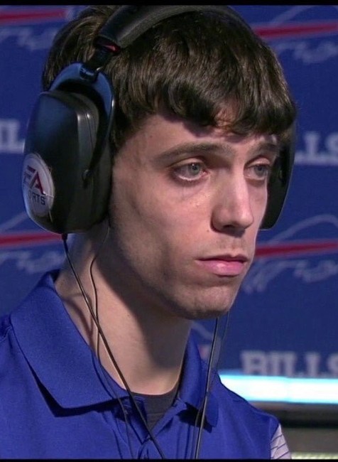 David Katz hráč, ktorý strieľal na turnaji v hraní videohry 