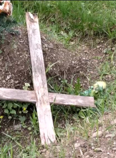 [multi] Zdemolovany cintorin 1483