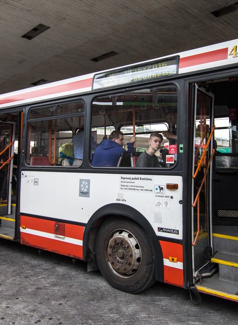 Bratislava rozlúčková jazda Ikarus 1