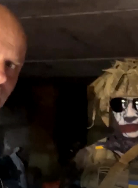 Pri obsadených dedinách sa stretol sa s členom prieskumnej bojovej skupiny