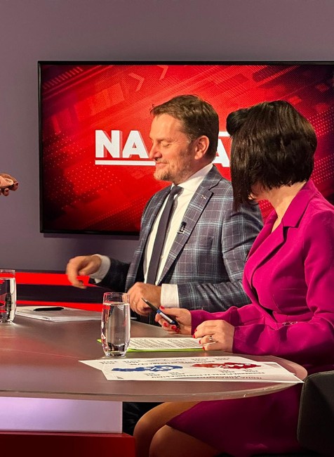 00b8c8a0-98e1-4331-b7b2-ca90c168cb6b