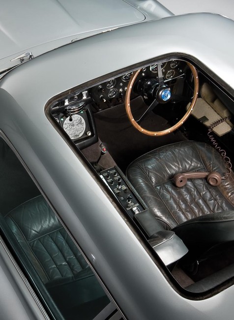 Aston Martin DB5 James Bond Edition