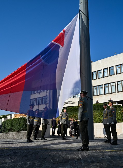 240901_dod_nrsr_04069217