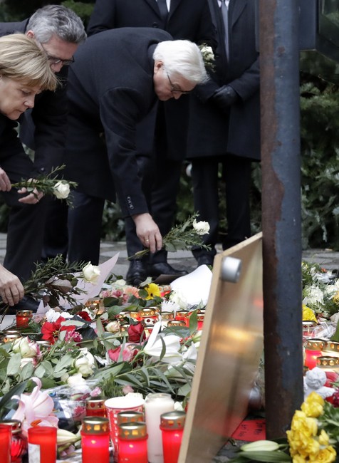 Berlín útok Angela Merkel sviečka 