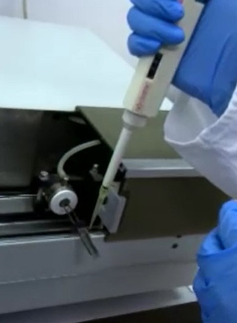 Medzi rúškami a respirátormi sa objavili falzifikáty.