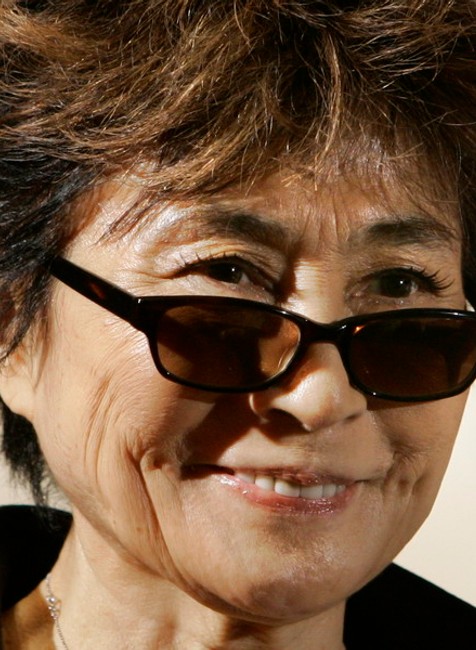 Manželka Johna Lennona mu ako narodeninový darček postavila na Islande svetelnú vežu.