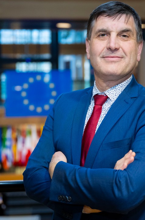 Europoslanec Branislav Ondruš oznámil odchod zo strany Hlas-SD