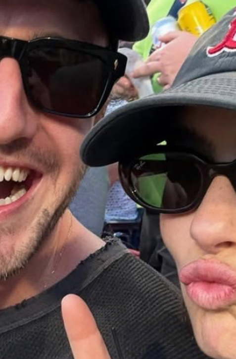 Nový šoubizový pár potvrdený! Lásku spečatili bozkami na červenom koberci!