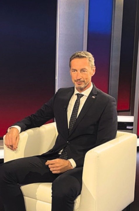 Majerský v Politika 24: „Možno aj iné krajiny si z našej ústavy vezmú príklad“