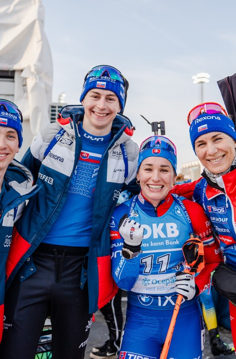 Slovenskí biatlonosti ŠTVRTÍ v miešanej štafete