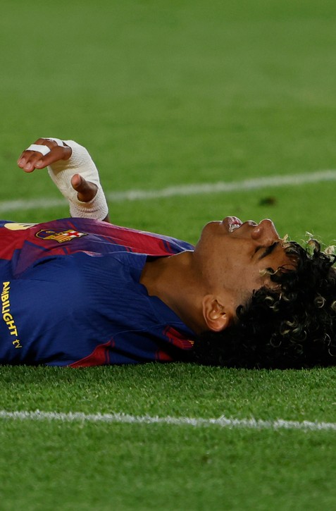 YAMAL premenil penaltu a zranil sa