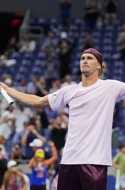 ZVEREV sa v prvom kole vytrápil, COBOLLI predviedol nevídaný obrat