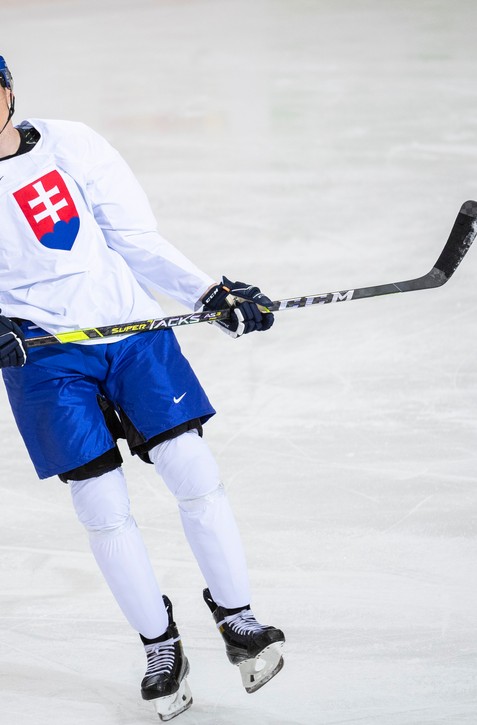 ĎALOGA mení klub, vylúčil návrat na Slovensko