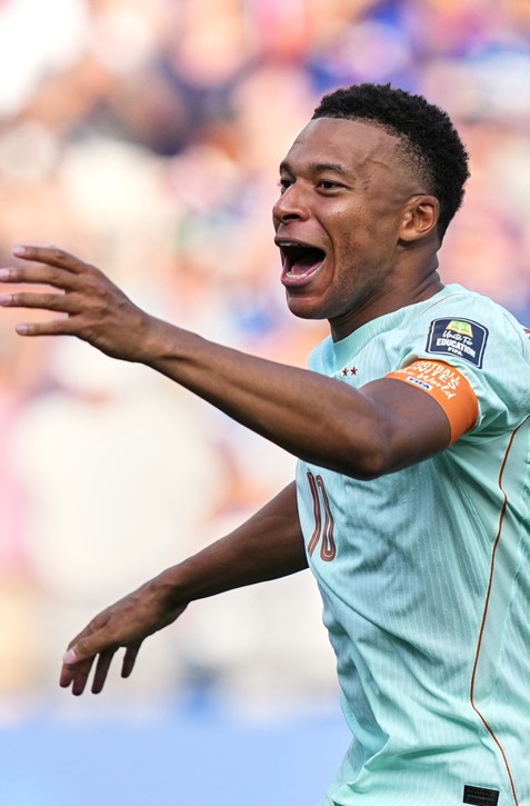 Francúzi prvými semifinalistami. Rozhodol MBAPPÉ