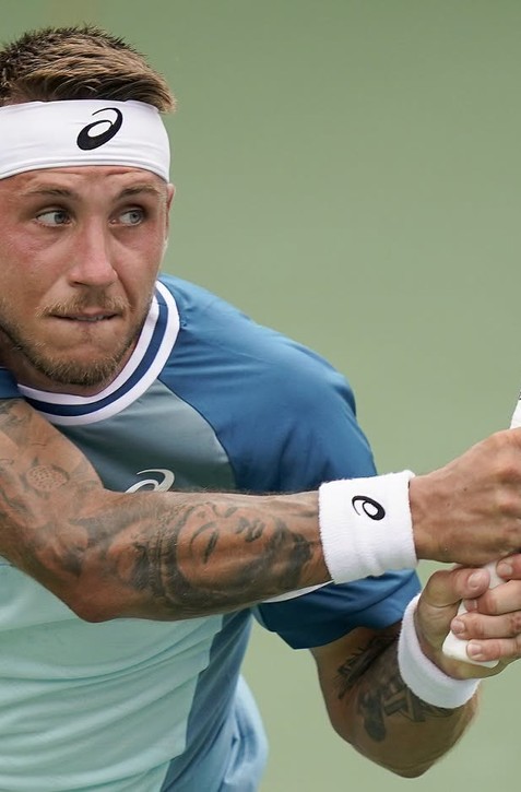 Zápas Alexa MOLČANA na US Open museli prerušiť