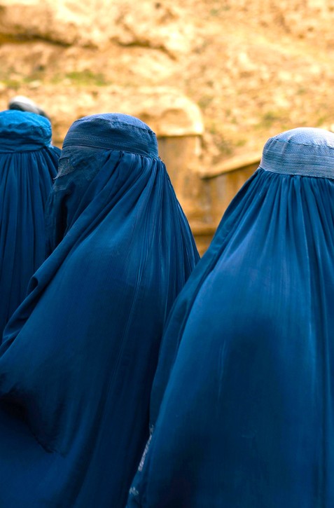 Taliban im všetko vzal a zmenil ich život na nočnú moru: Toto zažívajú ženy v Afganistane!