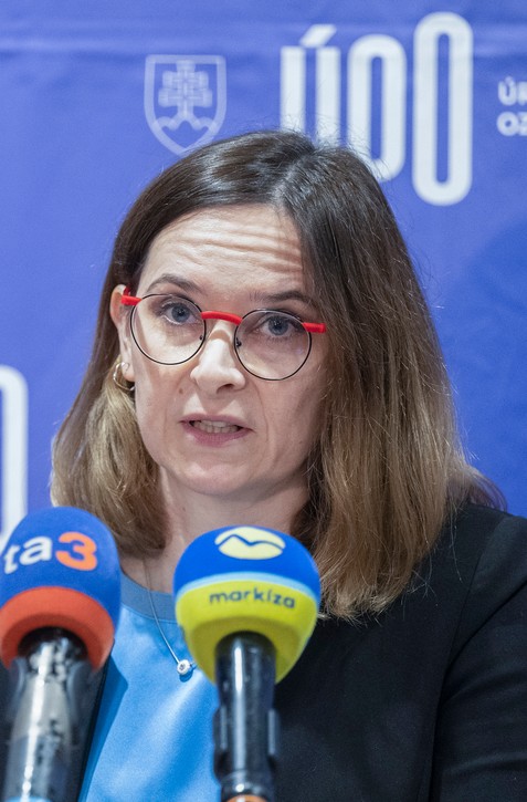 ÚOO odmieta politické zásahy. Tvrdí, že Šutaj Eštok je v konflikte záujmov