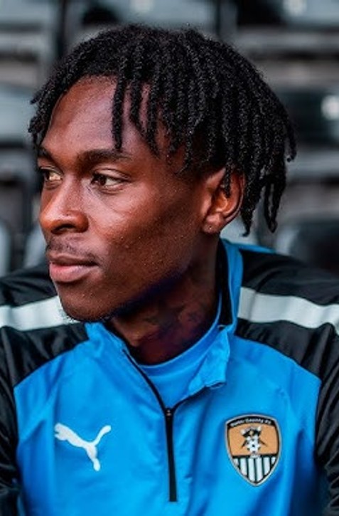 Kolaps počas zápasu. Zomrel portugalský futbalista (†25)
