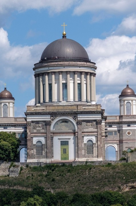 Ostrihomskú baziliku zachránil Slovák. Šľachtic z Považia, uhorský prímas Alexander Rudnay