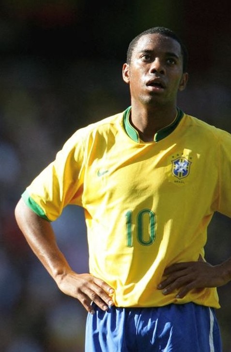 Robinho opísal, ako s ním zaobchádzajú vo väzení. Zatiaľ nie je ešte ani v polovici trestu