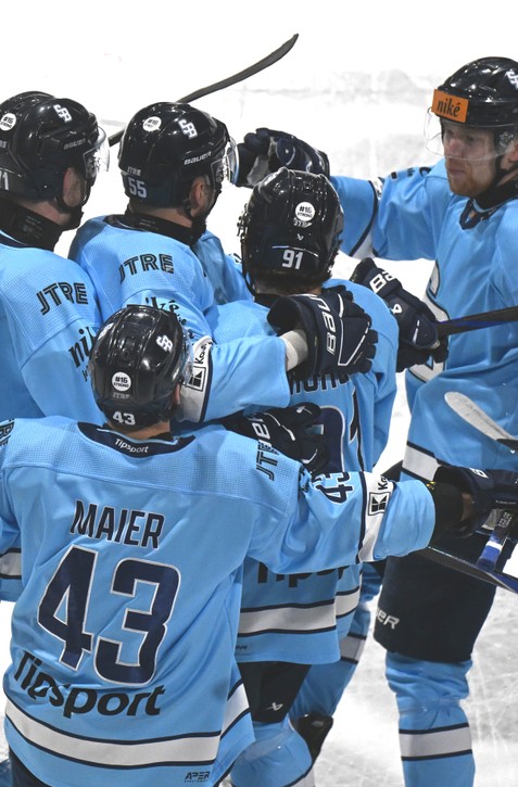 Oceliari na záver pohoreli, Slovan je vo FINÁLE