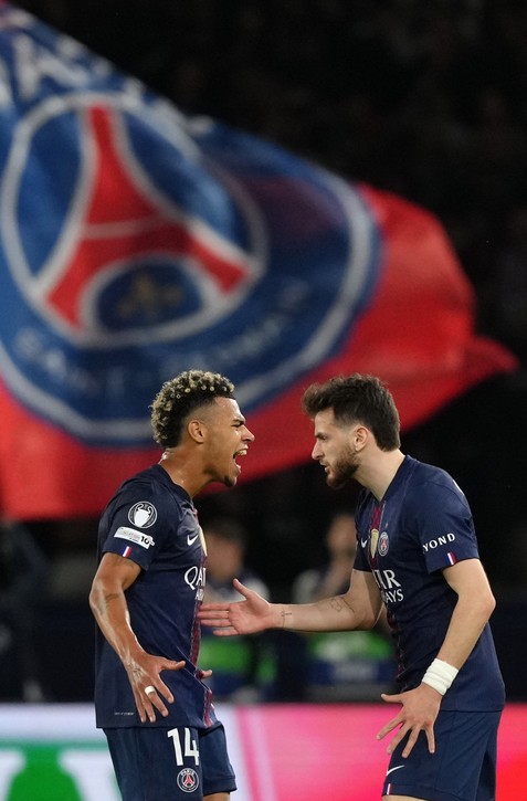 Rekordná prestrelka priniesla deväť gólov, s výhodou PSG