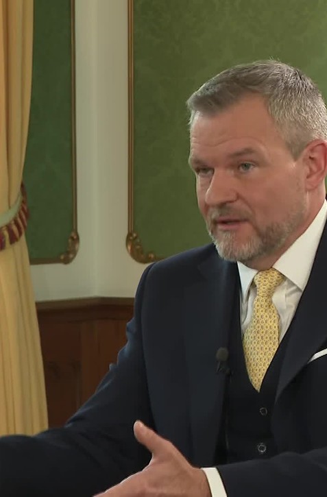 Pellegrini: Debata o manželstvách párov rovnakého pohlavia im viac škodí, než pomáha