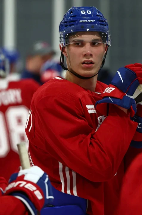 DVORSKÝ privíta v St. Louis SLAFKOVSKÉHO Montreal