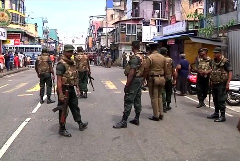 [multi] VN Útok na kostoly na Srí Lanke 2343