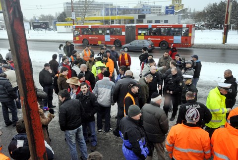 protestujuci autodopravcovia 1