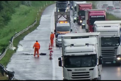 [multi] Smrteľná nehoda na D2 7748