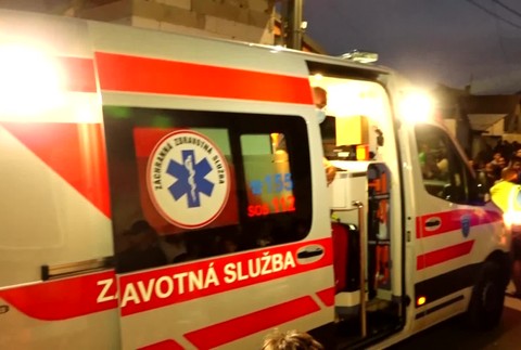 [multi] Napadnuti zachranari 7181