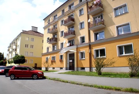 Nešťastie v Banskej Bystrici. Vodičke pod kolesá skočilo 7-ročné dievča5664