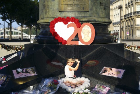 Spomienka na Dianu v Paríži