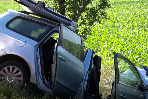 Tragická nehoda: Vodič auta sa zrazil s kamiónom, zrážku neprežil