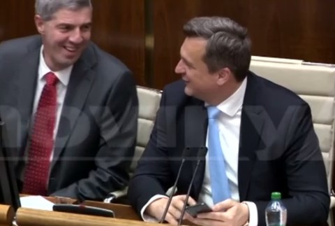 VIDEO: Ako sa Bugár s Dankom zabávali počas voľby ústavných sudcov