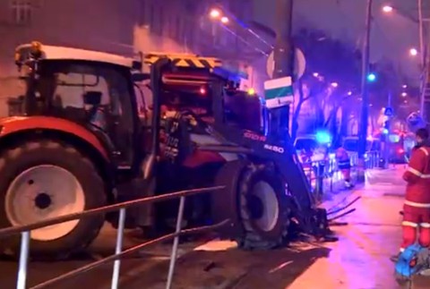 Traktorista to nezvládol