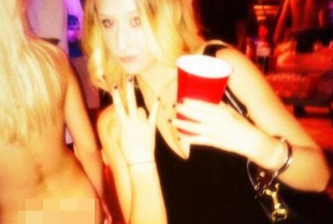 Arizona State University nahé dievčatá 3