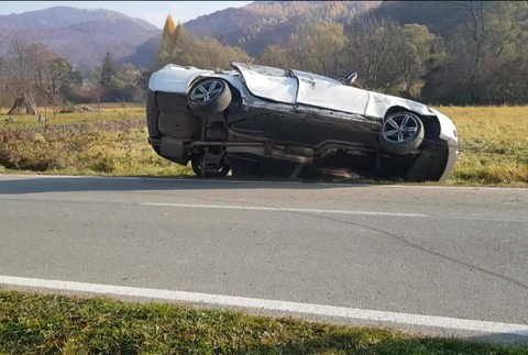 [multi] havarovali policajti 5825