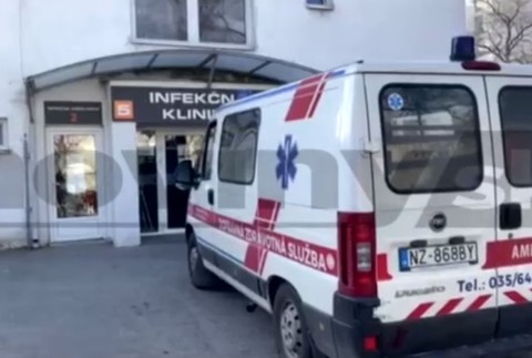 Do Nitry priviezli pacientku s podozrením na koronavírus