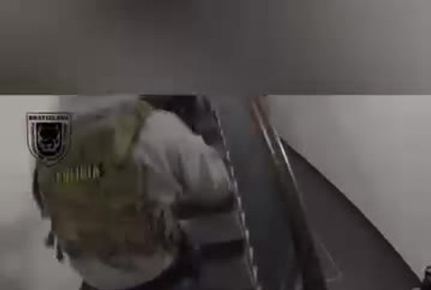 [multi] Policajná razia v Bratislave 1737