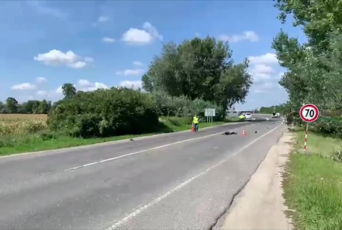 [multi] Nehoda motorkára s autom v úseku Petržalka - Rusovce 384