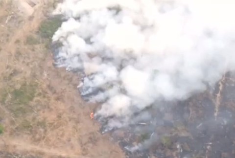 Požiar amazonského pralesa už vidieť aj z vesmíru. Vláde na boj s ohňom chýbajú peniaze