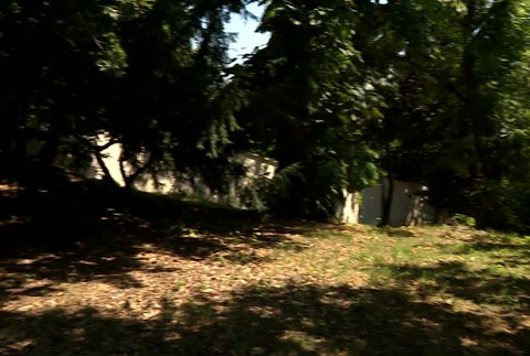 Luxusný nábytok či bazén s protiprúdom. Vláda odsúhlasila nové bývanie pre vysokých politikov