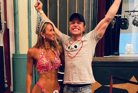 Olly Murs s priateľkou Amelie po jej víťazstve