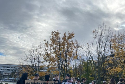 protest študenti žurnalistiky urad vlady (3)